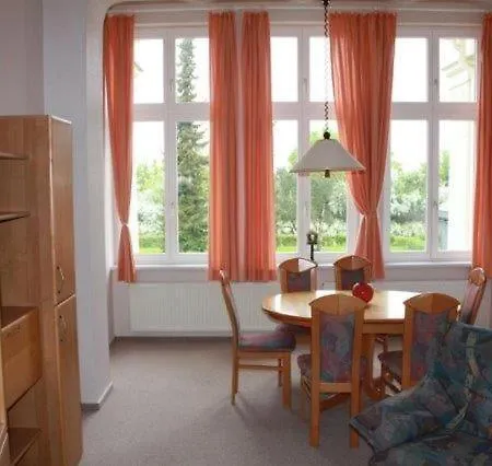 Villa Duenenstrasse 26