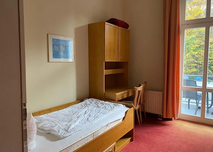 Duenenstrasse 26 * Penzance